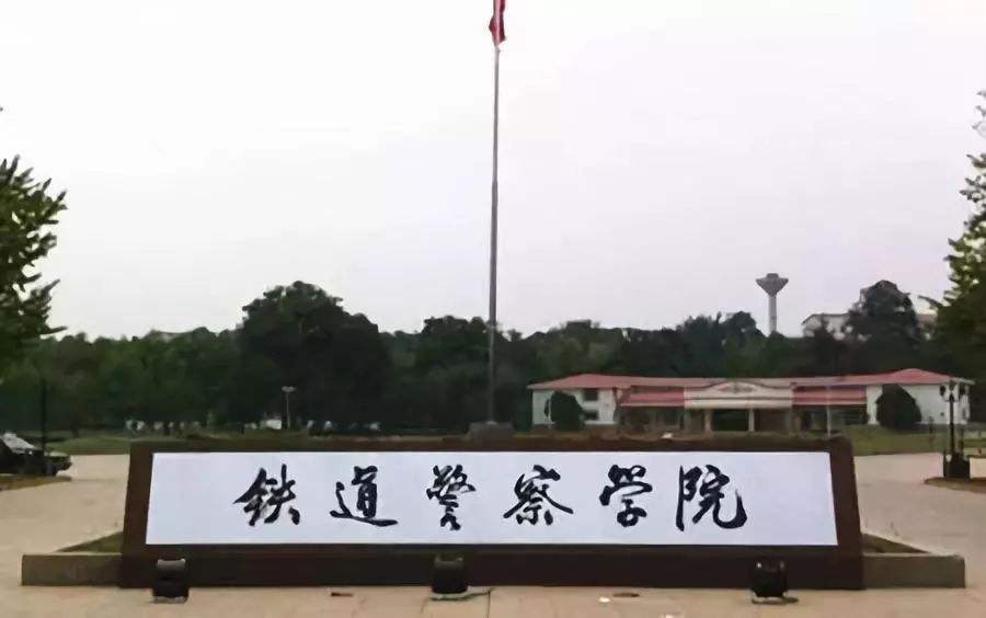 ȫţУױҵǰ䣡