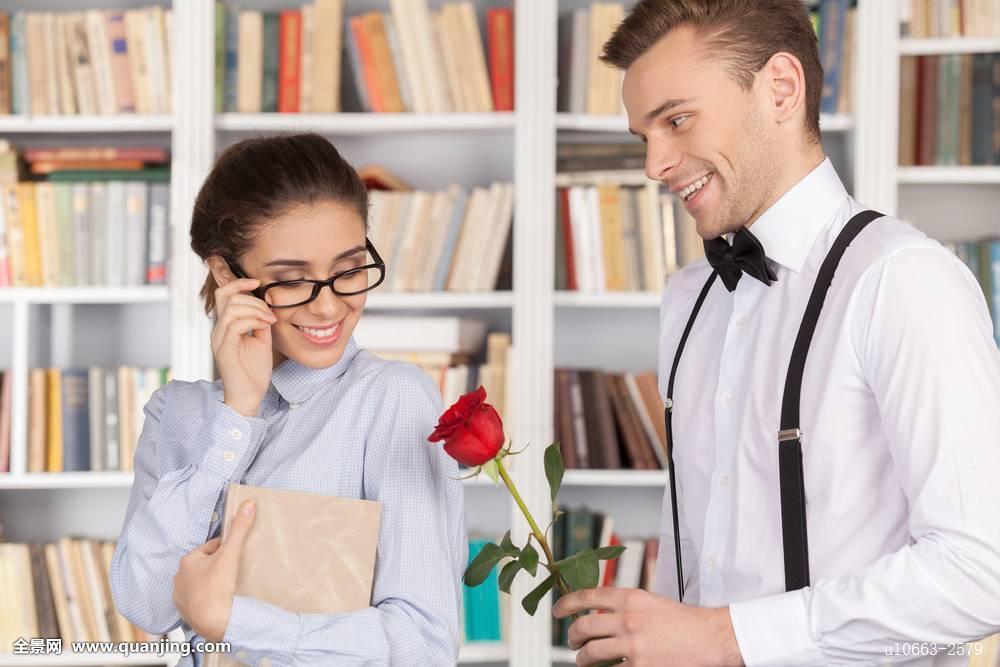 ѧ�����������������µ�����ס�������ߣ�Ϊʲôѧ��������������