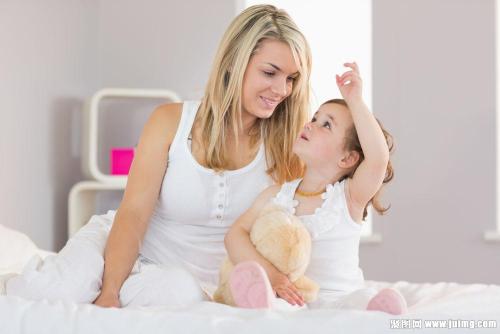 ���Ӹ�ĸ������Ҫ��Ϊ�κܶຢ����ĸ�գ�ר��̸��ĸ���յı׶�